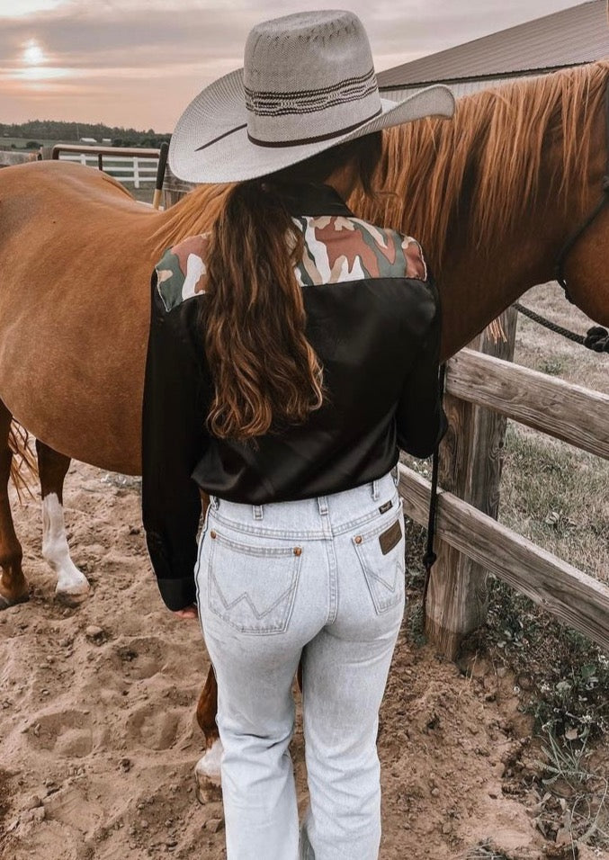 CAMO BLACK SATIN RODEO SHIRT